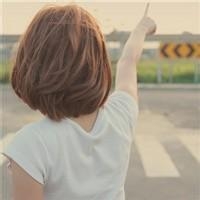 唯美短发背影女生头像微信头像