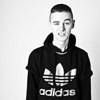 微信成熟气质美女头像微信头像男生带字伤感头像搞笑个性