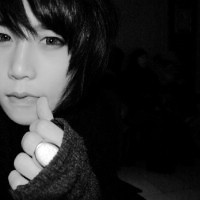 黑白系超拽的男生微信头像为什么留恋一个不爱你的人2