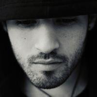 为人诚实活泼女生微信可爱头像原有的基础上更加成熟与稳重