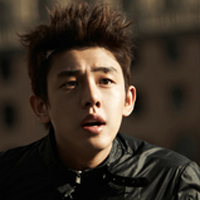 很拽很二的微信个性头像有关男生的我整夜未眠,一直在回忆着过去