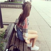 微信头像女生背影长发