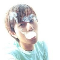 男生抽烟悲伤,非主流微信