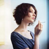 伤感看了会哭超拽图片图片伤感看了会哭超拽图片,女生超拽抽烟哭的