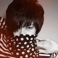 微信黑白铅笔画男生头像