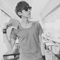 欧美范黑白头像PS过的寂寞黑白男生头像希望其实也是奢