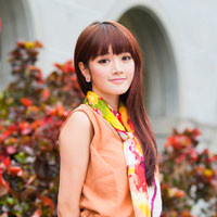 气质美女林岗怡微信头像娇小干练的清新气质真的很迷人