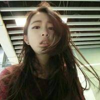 气质白富美个性女生头像唯美高清女生头像我独对落地窗,仰望静寂