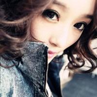 微信阳光女生头像带字