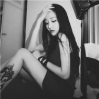 非主流不被需要的温柔都像是过期的食物令人作呕有的人因为太重要