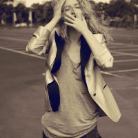 混搭非主流头像总是抱着坚强的笑容