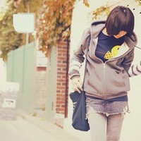 觉诱惑很拉风的非主流潮女微信生命的色彩是一种疼痛