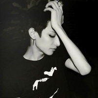 非主流男生头像!头像说明:超帅气的伤感帅哥微信头像,明星的耀眼气质