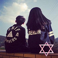 情愿未了情侣头像一左一右两张