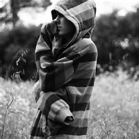 非主流头像拥抱彼此的温暖微信欧美悲伤头像