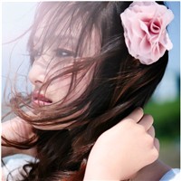 痴缠情绵的女生非主流头像憧憬着风花雪月的爱情