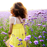 简约温柔的非主流静态女生头像