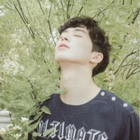 为英俊的诗人画像男生微信头像