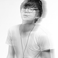 颓废男生黑白色非主流头像我颓废了,再也不会开心了欧美非主流图