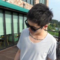 戴墨镜很拽的男生头像很拽的头像,微信男生很拽的头像