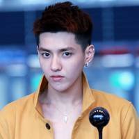 非主流小男生个性00后男生头像我还是喜欢他╮