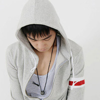 戴眼镜很爱耍酷的非主流男生头像淡淡的梦唯美的思想我爱美的世界