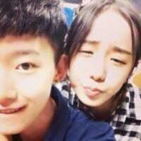 步巴黎,最新有意境情侣头像Lee