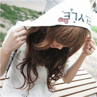 阳光意境女头像如梦一般轻盈