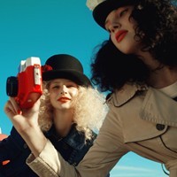 欧美夜店女生性感超叼的抽烟搞清图片女生喝酒头像夜店狂嗨你落