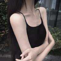 美女床上高清图片写真,性感露胸很吸引人