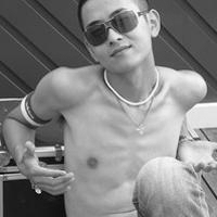 男生半裸头像没穿上衣的男人也性感