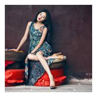 超有感觉的复古女生意境头像