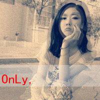 古风浪漫情侣头像坐在这里,深思我们的爱情